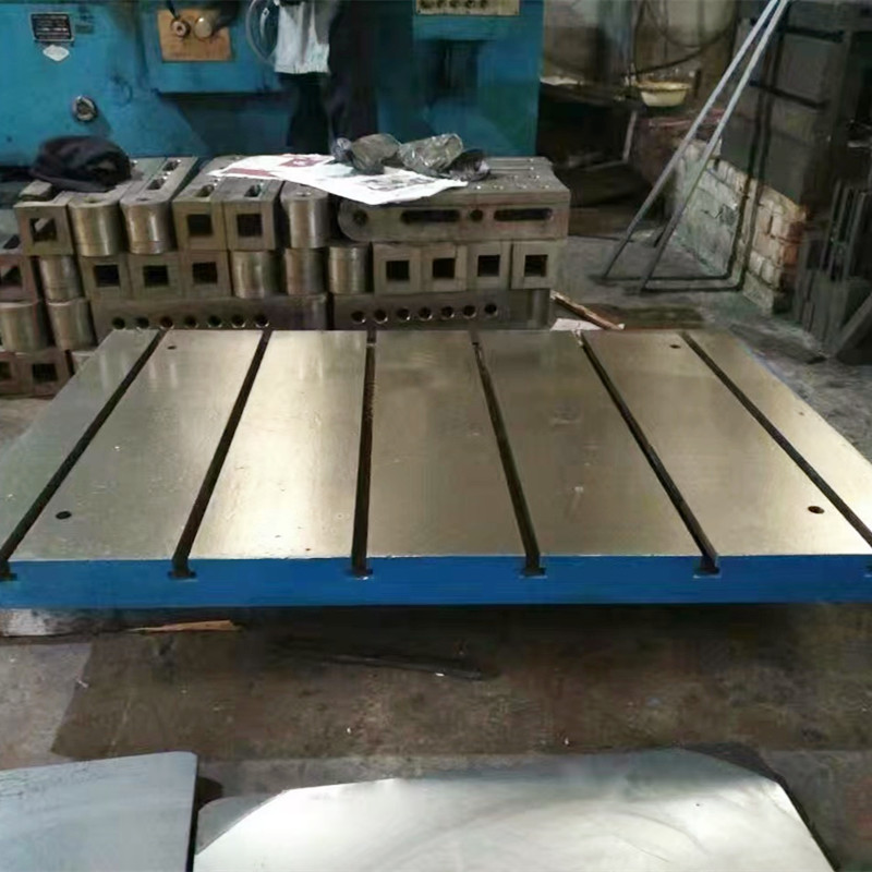 इस्पातस्य निर्माणस्य मेजस्य विषये अधिकं पठन्तु