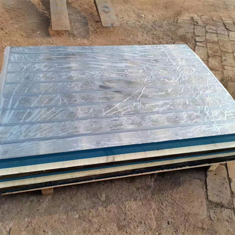Custom Fabrication Table के बारे में अधिक पढ़ें