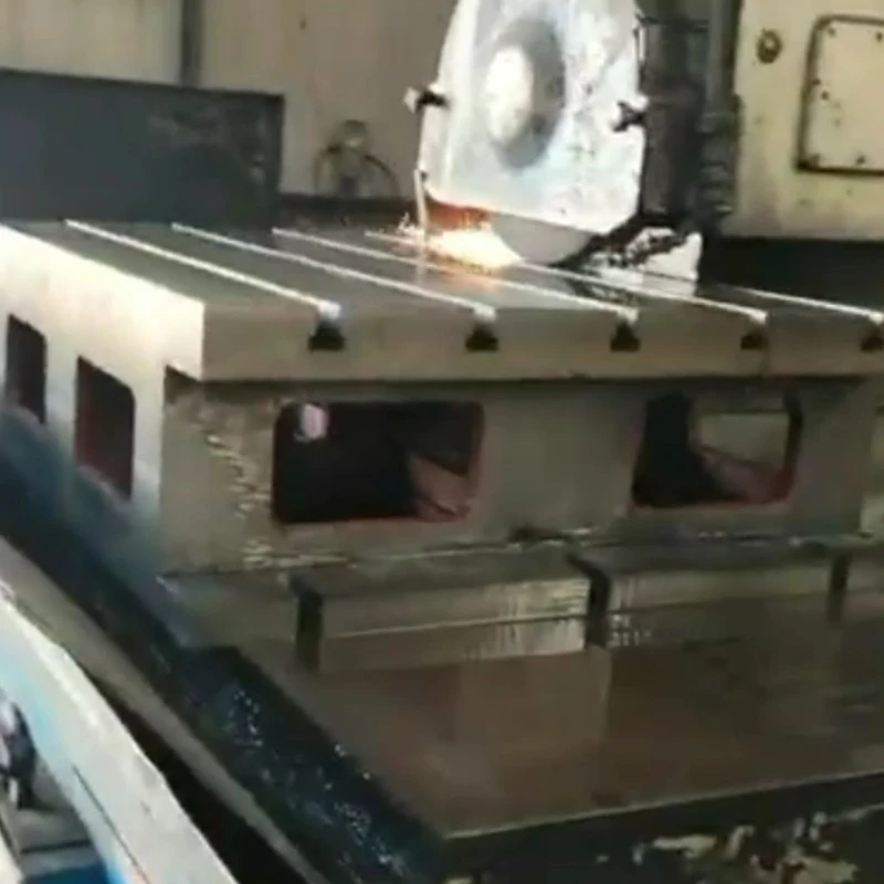 टी स्लॉट कास्ट् ढाल आयरन वर्ग बक्से के प्रसंस्करण के वीडियो